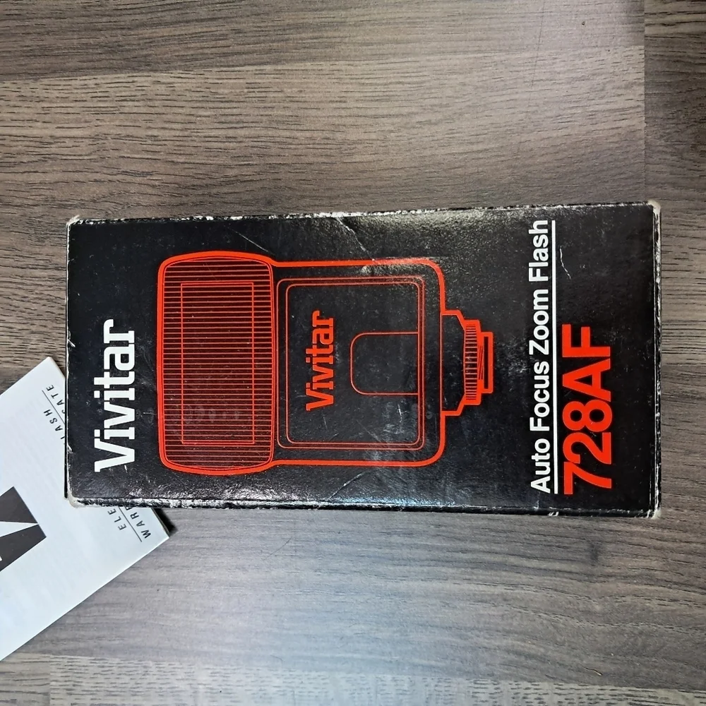 VIVITAR AUTO FOCUS ZOOM FLASH 728AF M-231177X Nikkon AF Original Box